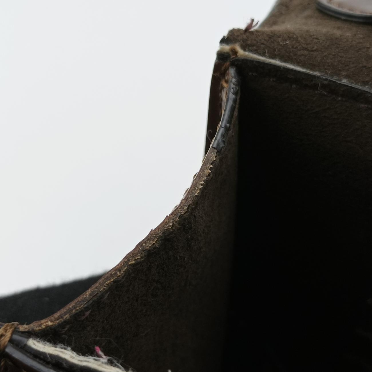 KarligraphyBrownPatent8BT3178BT317 A5AU 199.0189カーリグラフィブラウンパテント8BT3178BT317 A5AU 199.0189