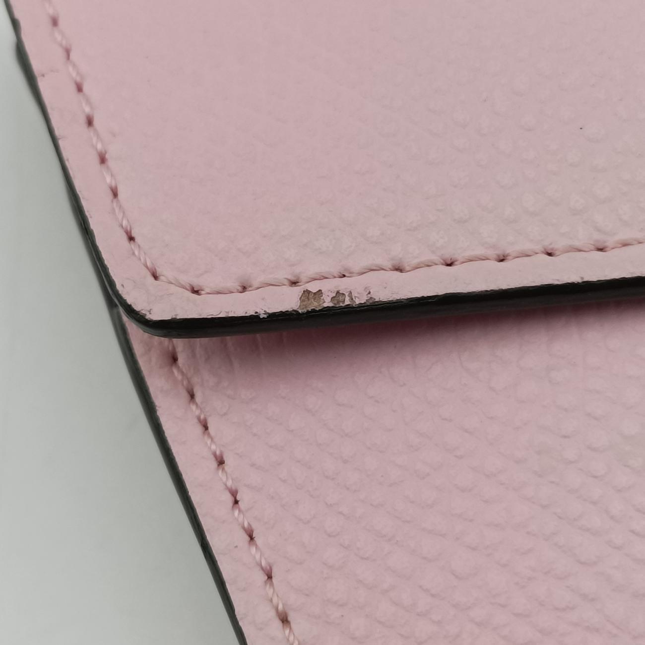 F is FendiPinkLeather8M03658M0365-A18B-198-3260F is Fendiピンクレザー8M03658M0365-A18B-198-3260