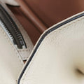 BrocheWhitexMulticolorLeather466433I021988061Brocheブロシュホワイトxマルチカラーレザー466433I021988061