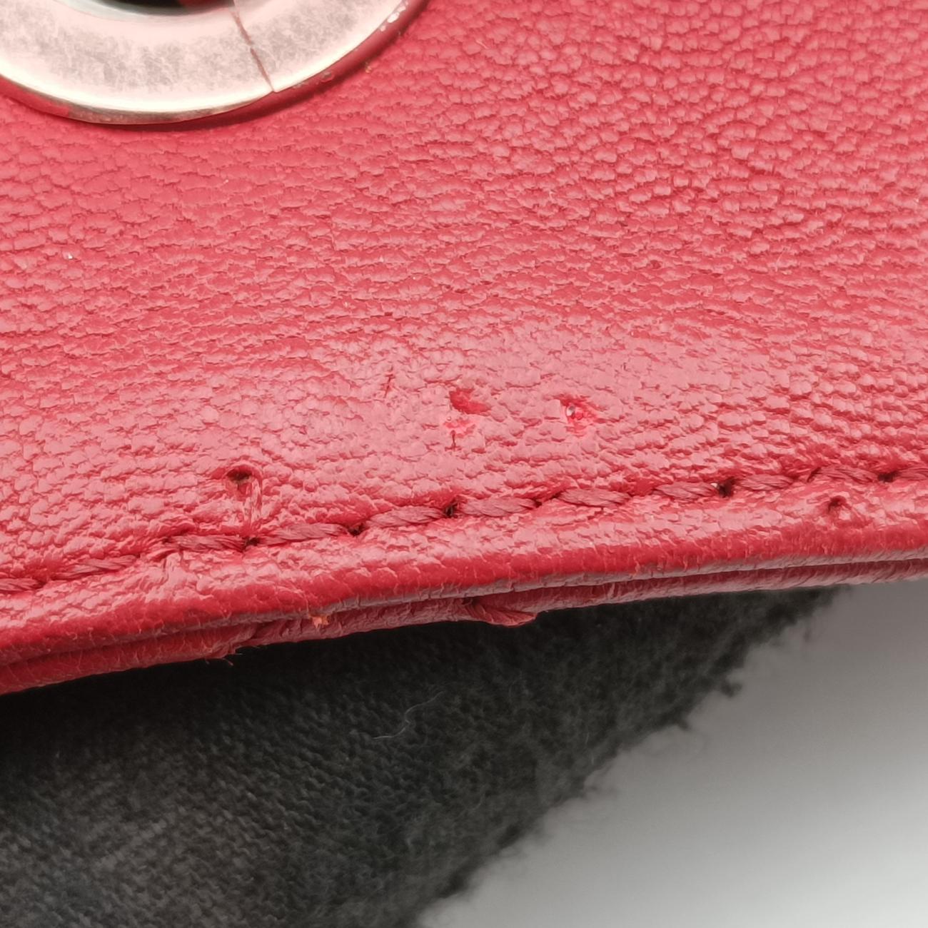 Paris-Byzance Take Away FlapRedLambskinA6673815501848マトラッセ ターンロック 2.55レッドラムスキンA6673815501848