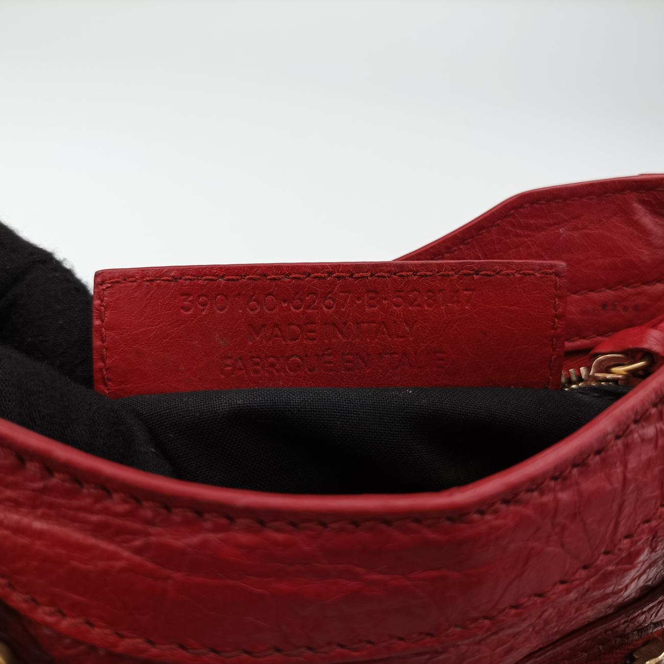 Giant CityRedLeather390160.6267.B.528147ジャイアントシティレッドレザー390160.6267.B.528147