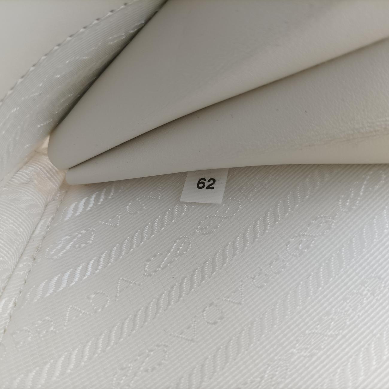 Triangle LogoWhiteStraw62トライアングル ロゴホワイトストロー62