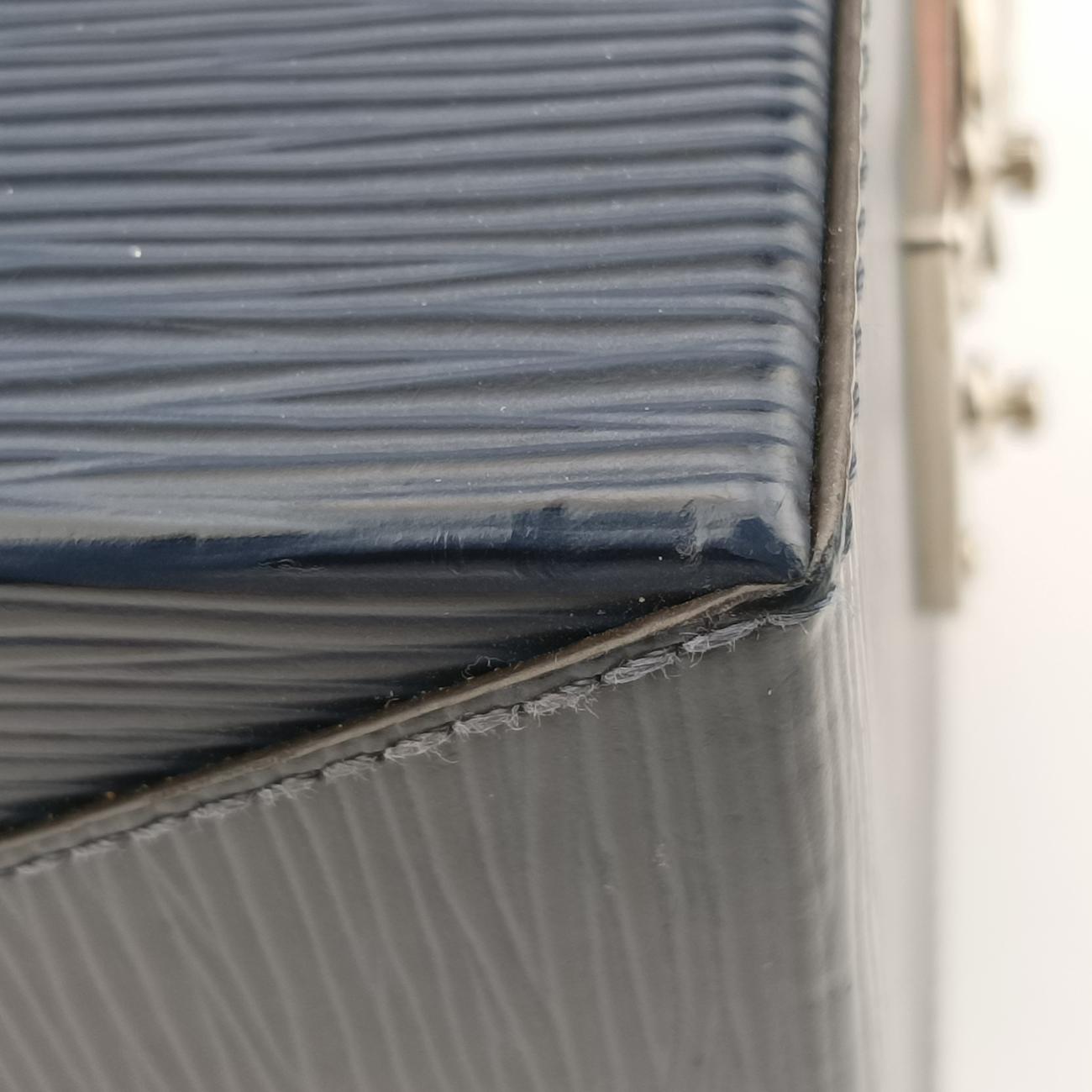 Breaker boxNavy×RedEpiM52466PL0129 ICチップブリーカー ボックスネイビー×レッドエピM52466PL0129 ICチップ