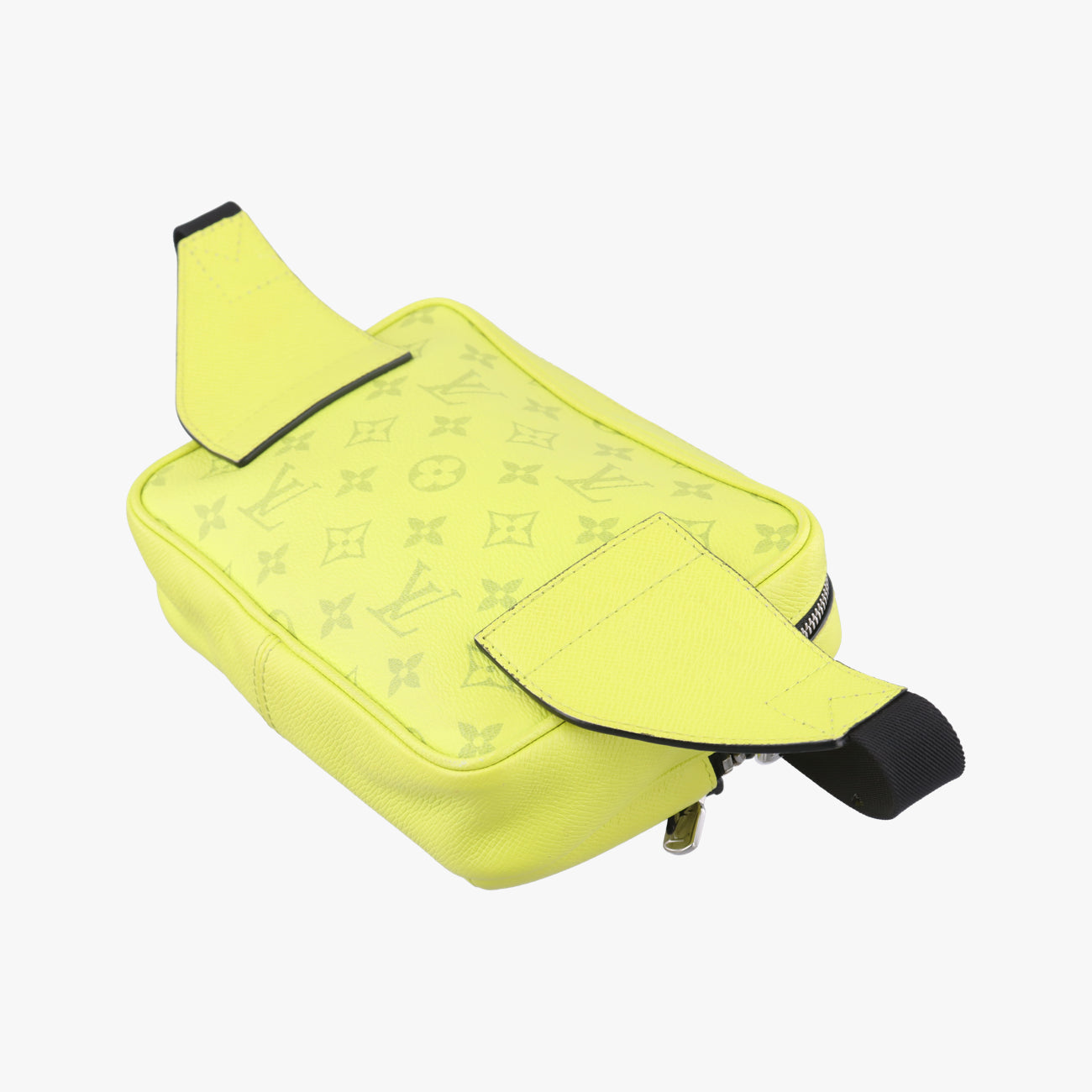 Taiga Rama Bum Bag OutdoorJauneTaiga Leather/Monogram EclipseM30251FO2159 ICチップタイガラマ バムバッグアウトドアジョーヌタイガ レザー/モノグラム エクリプスM30251FO2159 ICチップ