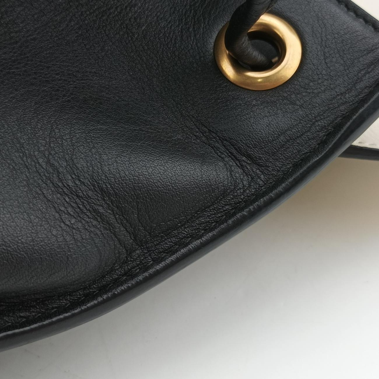 Peony Pearl StuddedBlack×whiteLeather432270A020373192ピオニー パール フラワー ハートブラック×ホワイトレザー432270A020373192