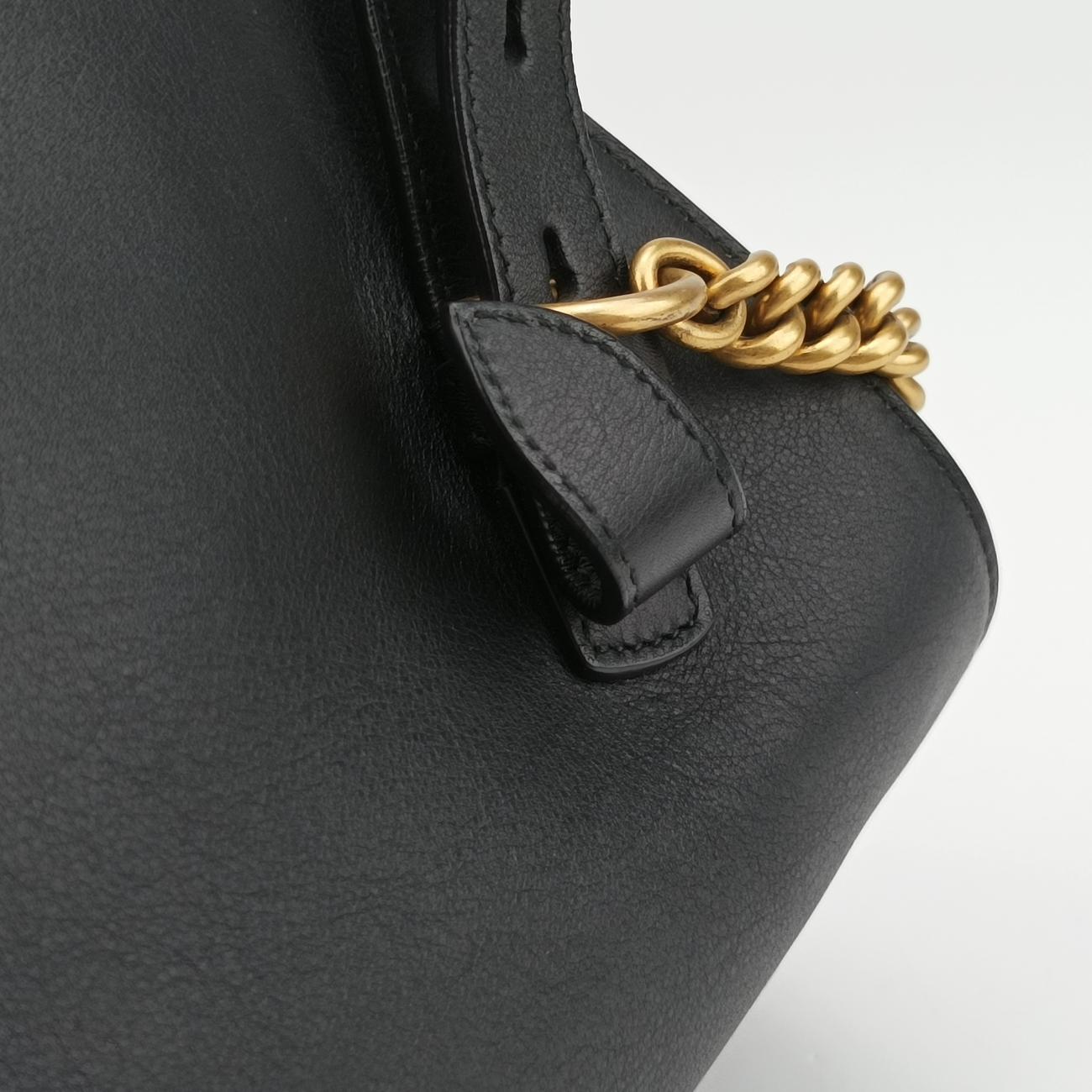 Peony Pearl StuddedBlack×whiteLeather432270A020373192ピオニー パール フラワー ハートブラック×ホワイトレザー432270A020373192