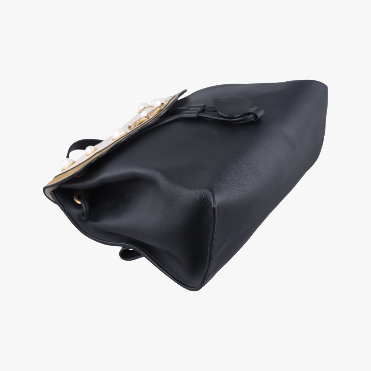 Peony Pearl StuddedBlack×whiteLeather432270A020373192ピオニー パール フラワー ハートブラック×ホワイトレザー432270A020373192