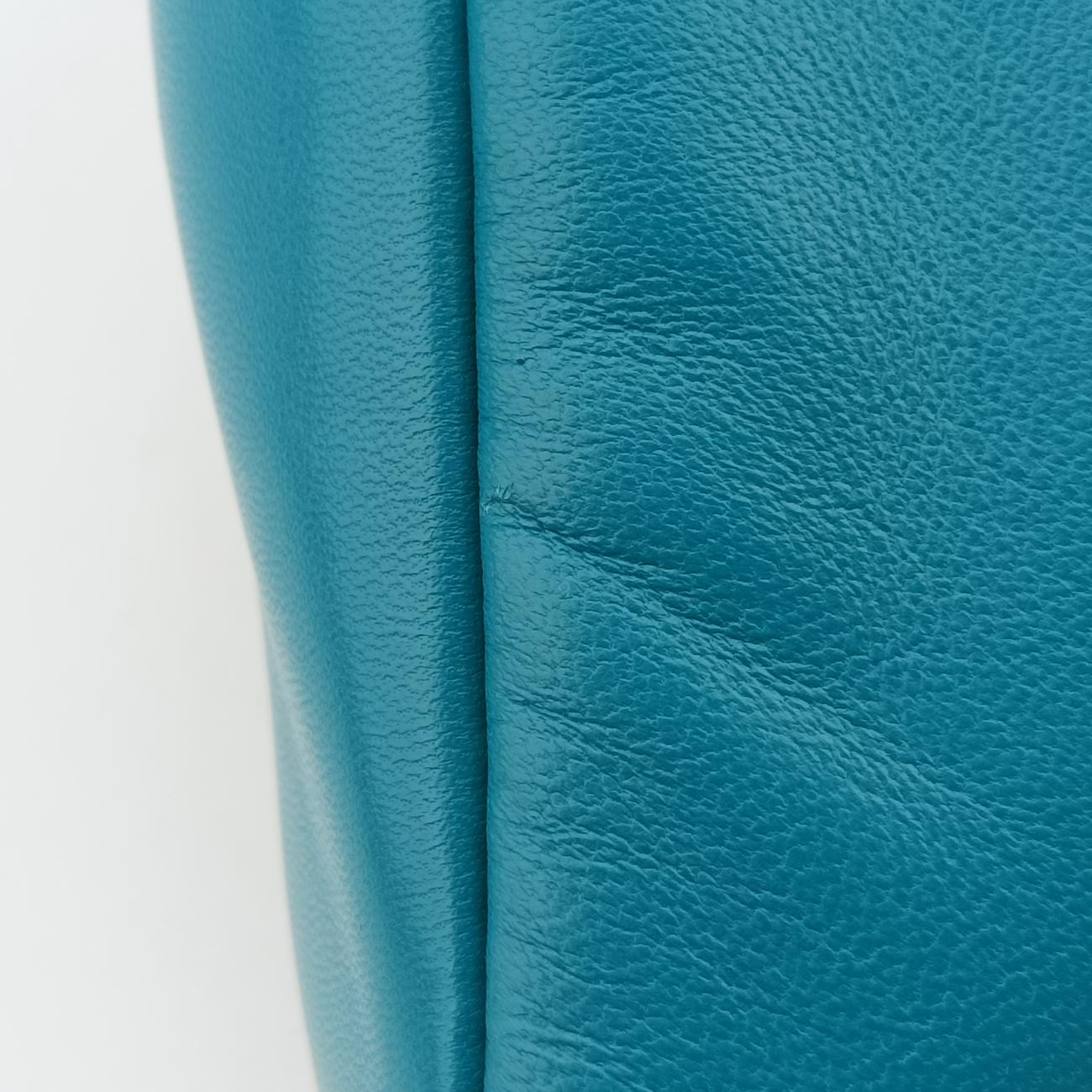 Padded Nappa triangleGreenlambskin1BA3157/Dパデッド ナッパ トライアングルグリーンラムスキン1BA3157/D