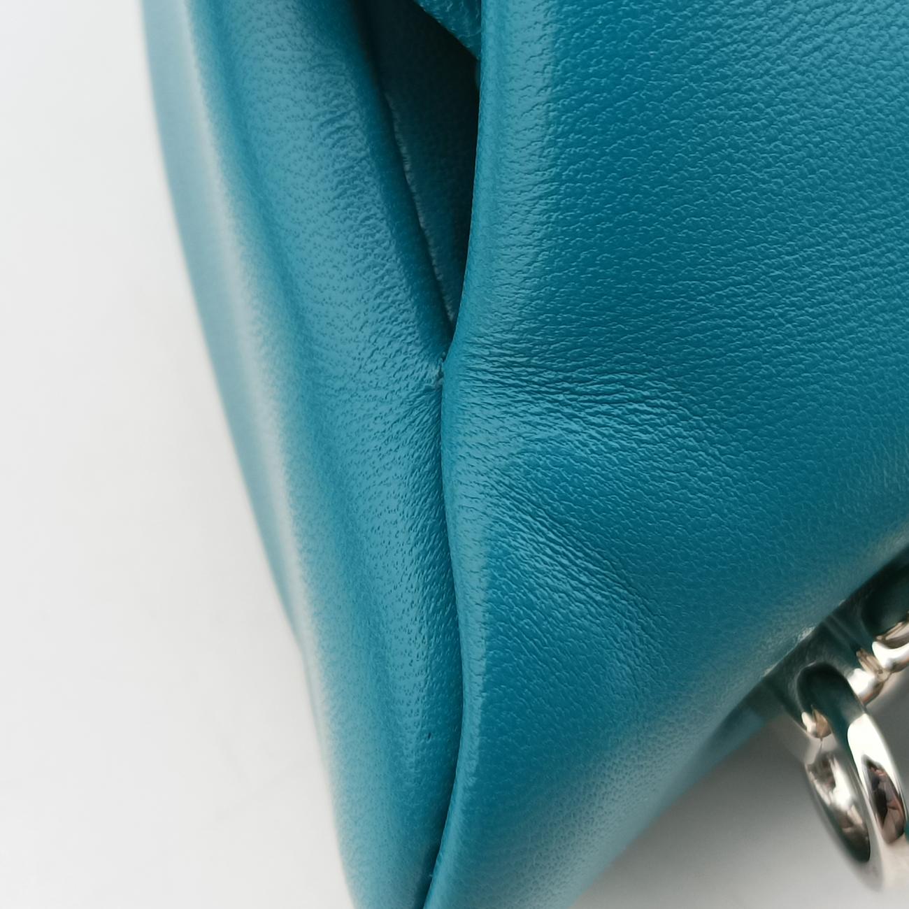 Padded Nappa triangleGreenlambskin1BA3157/Dパデッド ナッパ トライアングルグリーンラムスキン1BA3157/D