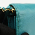Metal Wallet on Chain Cornflower ClutchBlueSaffiano Leather1MT290181メタル ウォレット オン チェーン コーンフラワー クラッチブルーサフィアーノレザー1MT290181