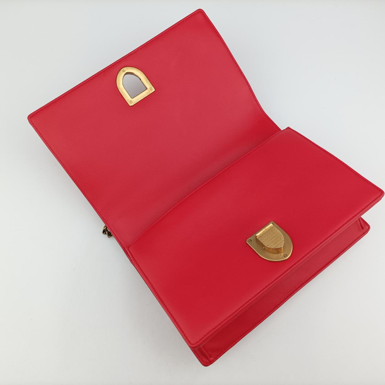 DioramaRedLeather09-BO-0118ディオラマレッドレザー09-BO-0118