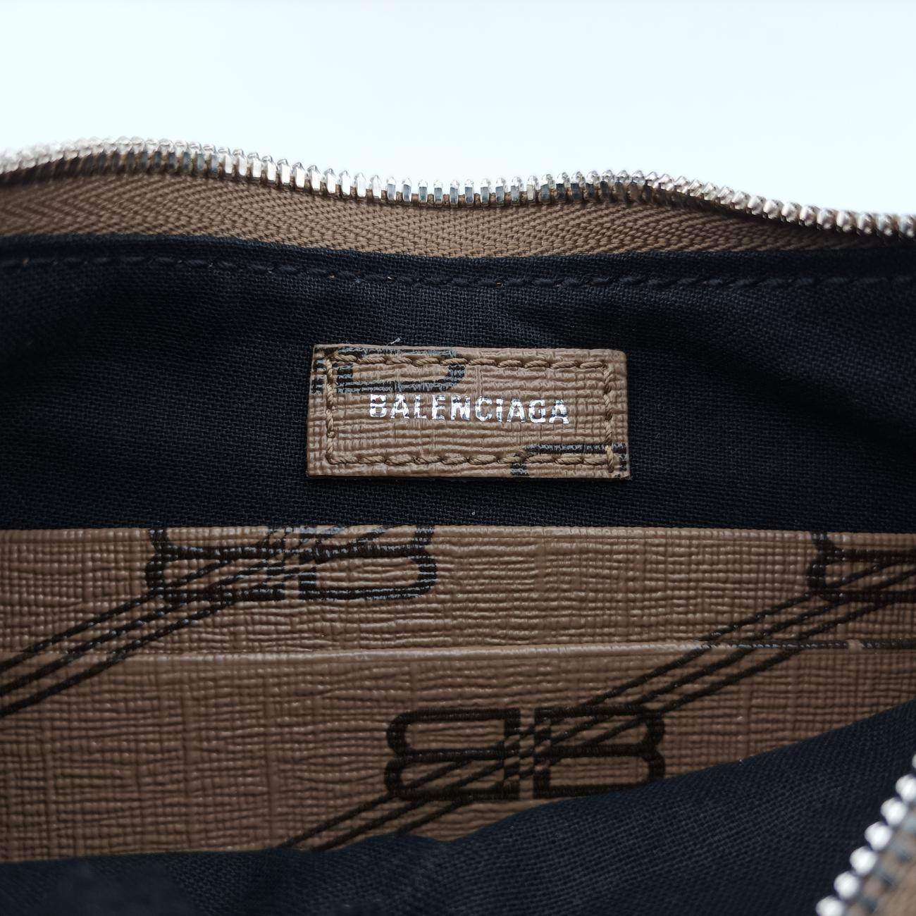 Le Cagole miniBrownlambskin695814.2762.0.564046ル カゴール ミニブラウンラムスキン695814.2762.0.564046