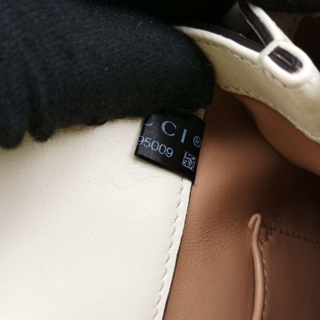 Broadway Pearl BeeWhiteLeather453778F022495009ブロードウェイ パール ビーホワイトレザー453778F022495009