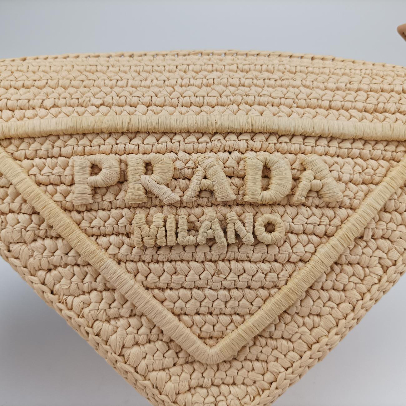Triangle LogoBeigeStraw1BH190272 1トライアングル ロゴベージュストロー1BH190272 1