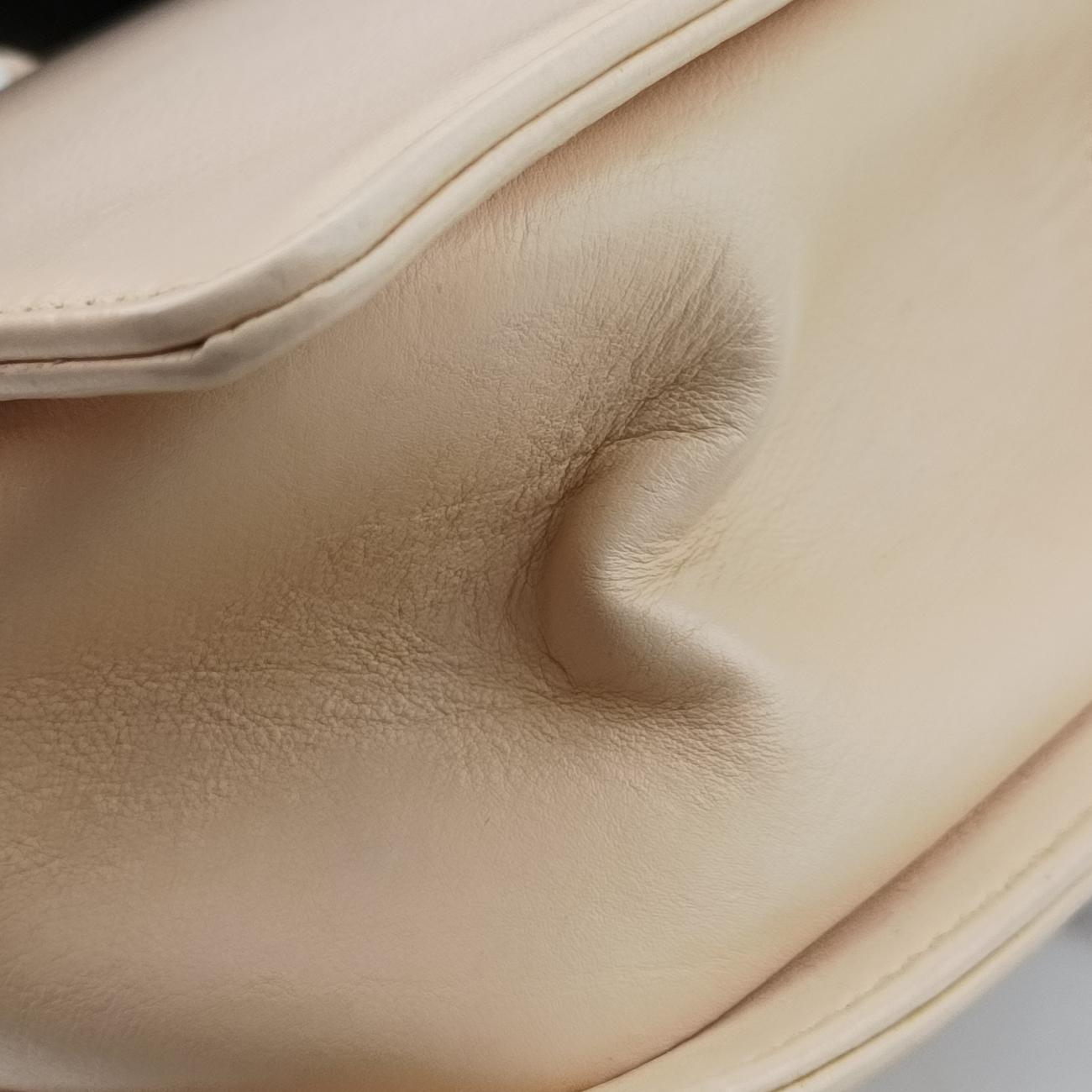 BOY CHANELbeigeLeatherA6671319010495ボーイシャネルベージュレザーA6671319010495