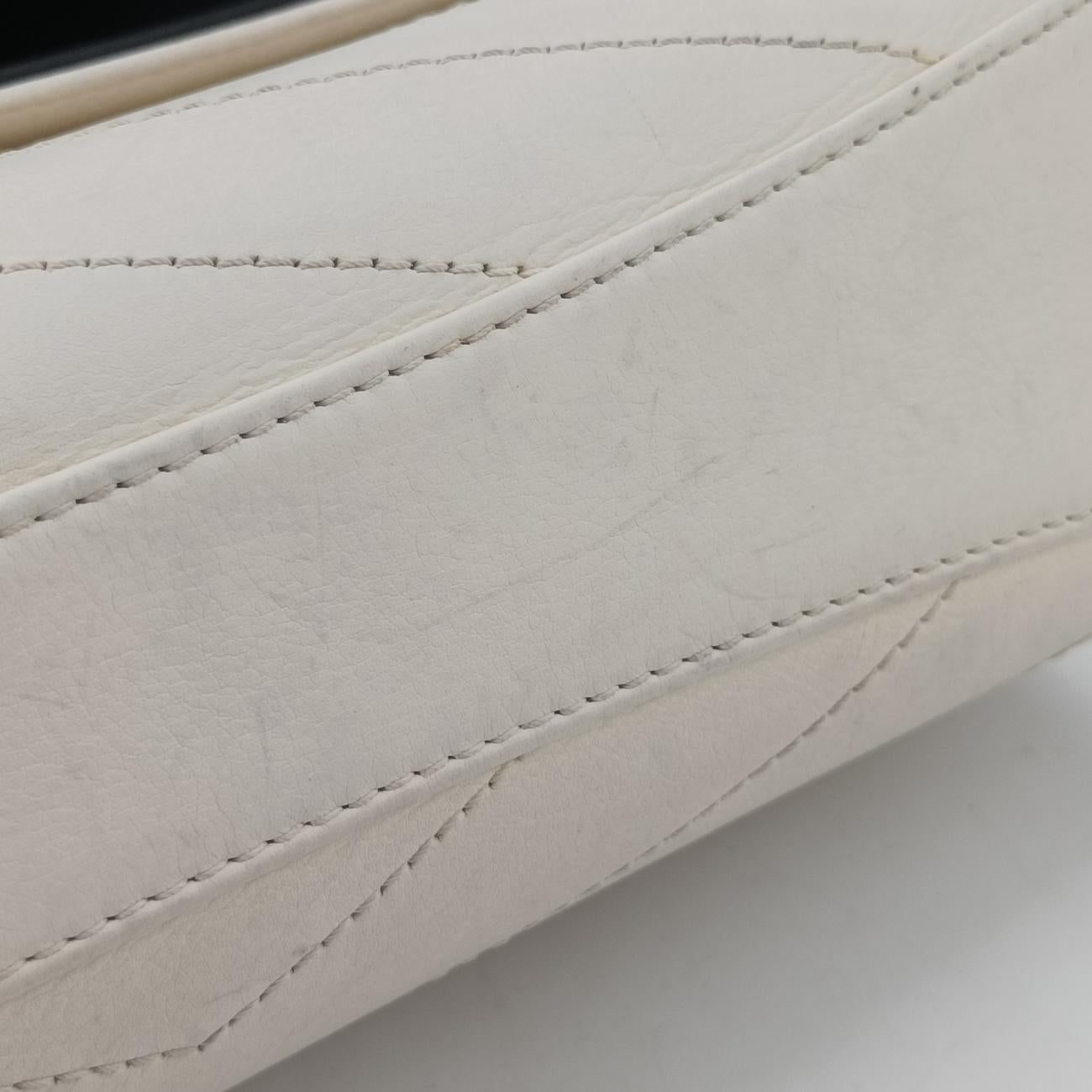 Chevron Quilted  SmallWhite x BlackLeather27211298シェブロンキルティングスモールホワイト×ブラックレザー27211298