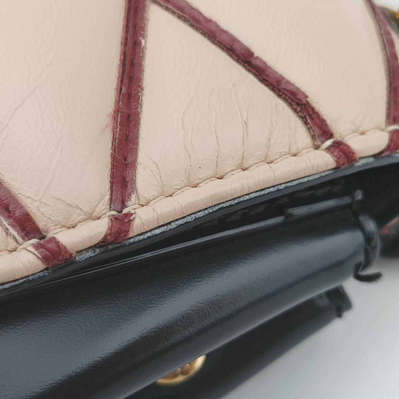 Pochette Flap MalletageBeige×BlackLeatherPL3154ポシェットフラップマルタージュベージュ×ブラックレザーPL3154