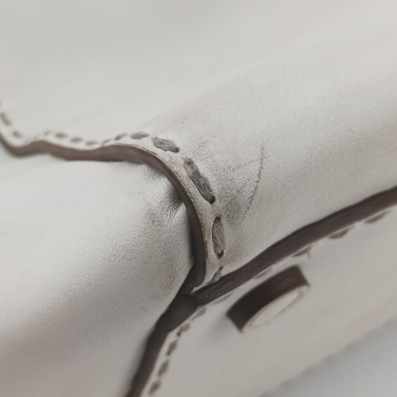 city Twin Pocket SatchelWhiteleatherBN2857208 31/Zシティ ツイン ポケット サッチェルホワイトレザーBN2857208 31/Z