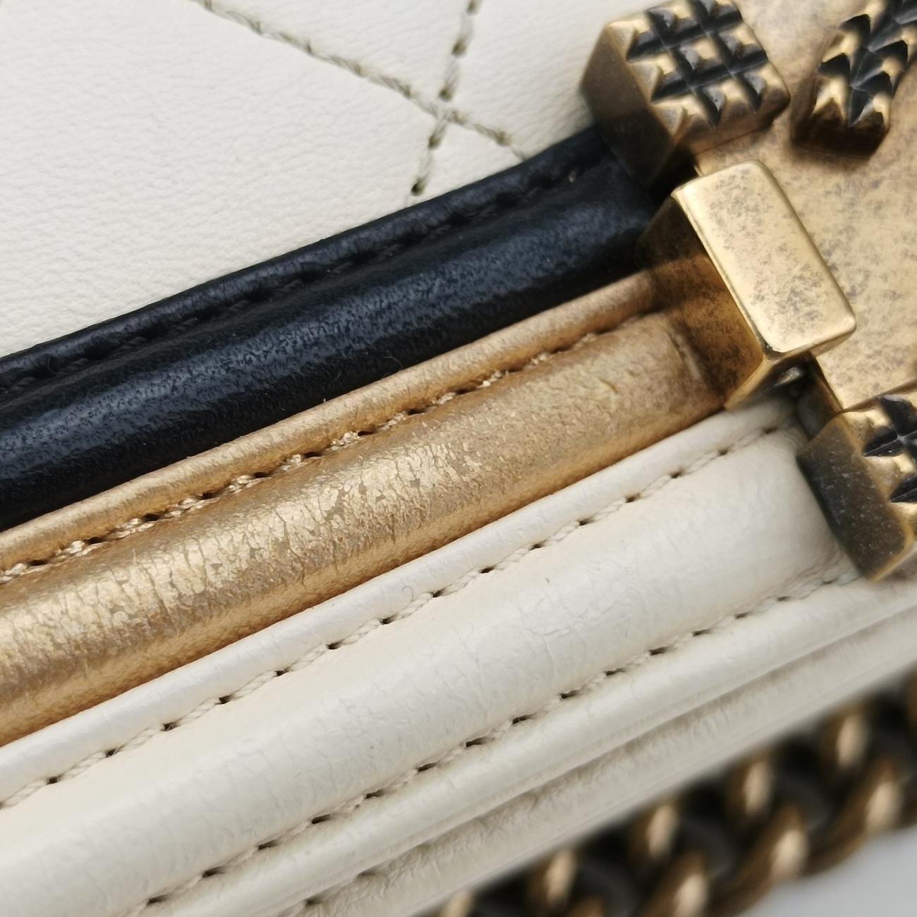 BOY CHANELWhitelambskinA6754617742353ボーイシャネルホワイトラムスキンA6754617742353