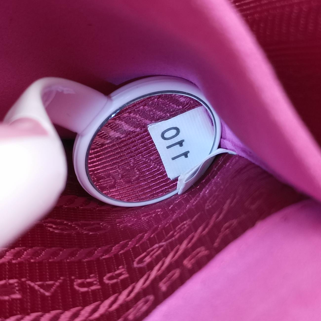 CahierMulticolourvelour1BD075110 Aカイエマルチカラーベロア1BD075110 A