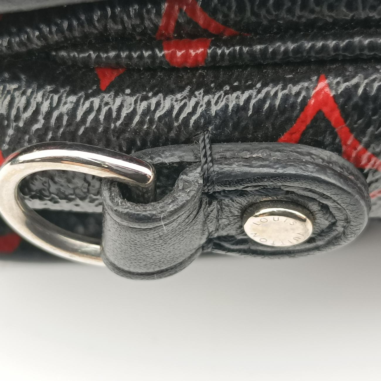 Pochette Metis MM Noir×ROUGE Monogram Infrarouge M41462 DR4146ポシェット メティス MM ノワール×ルージュ モノグラム アンフラルージュ M41462 DR4146