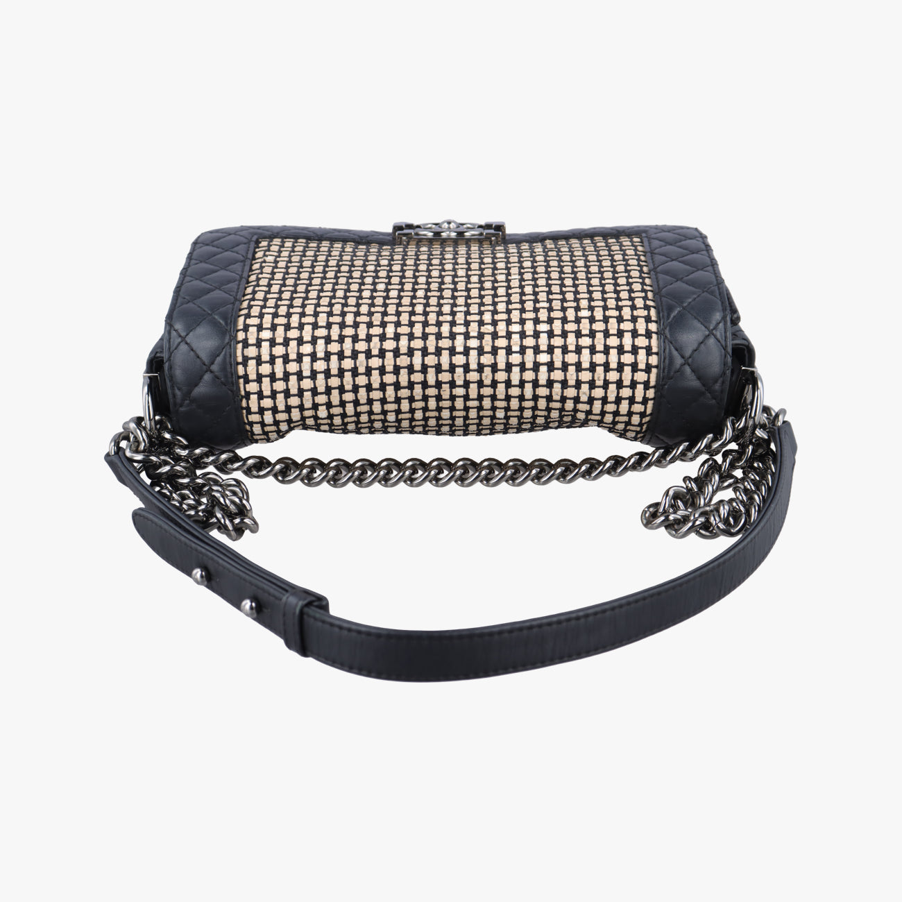 BOY CHANELBlack × BeigelambskinA6794619193611ボーイシャネルブラック×ベージュラムスキンA6794619193611