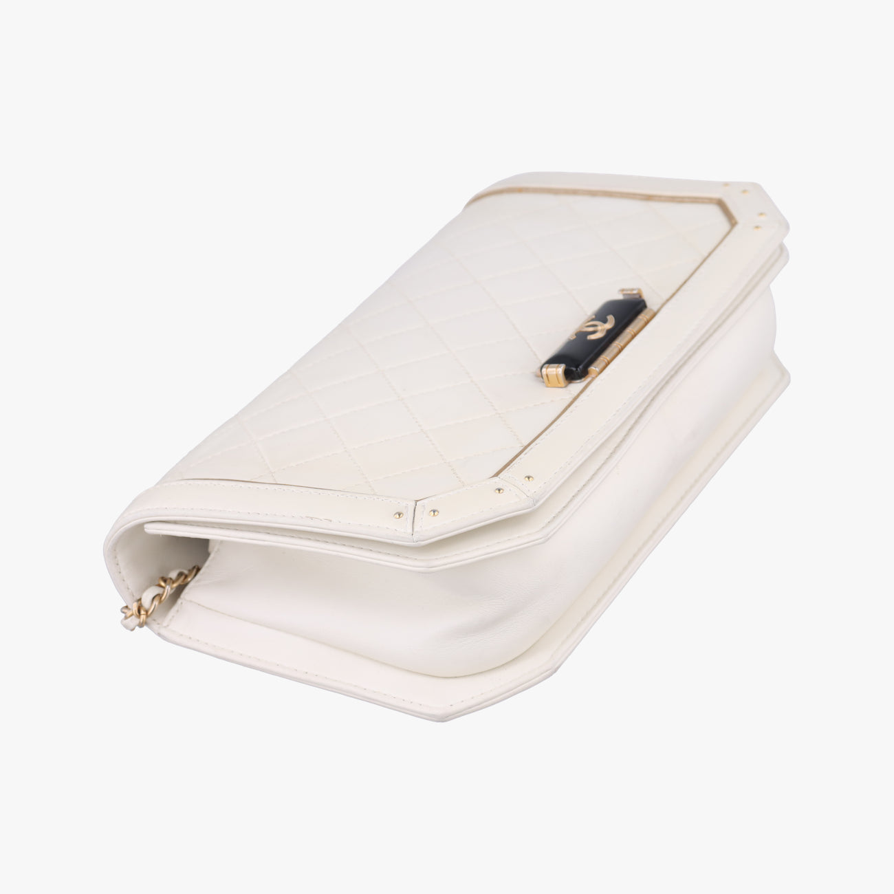 Timeless/Classique　Matelasse Coco FlapWhiteLeatherA9183724407385マトラッセ　ココ　フラップホワイトレザーA9183724407385