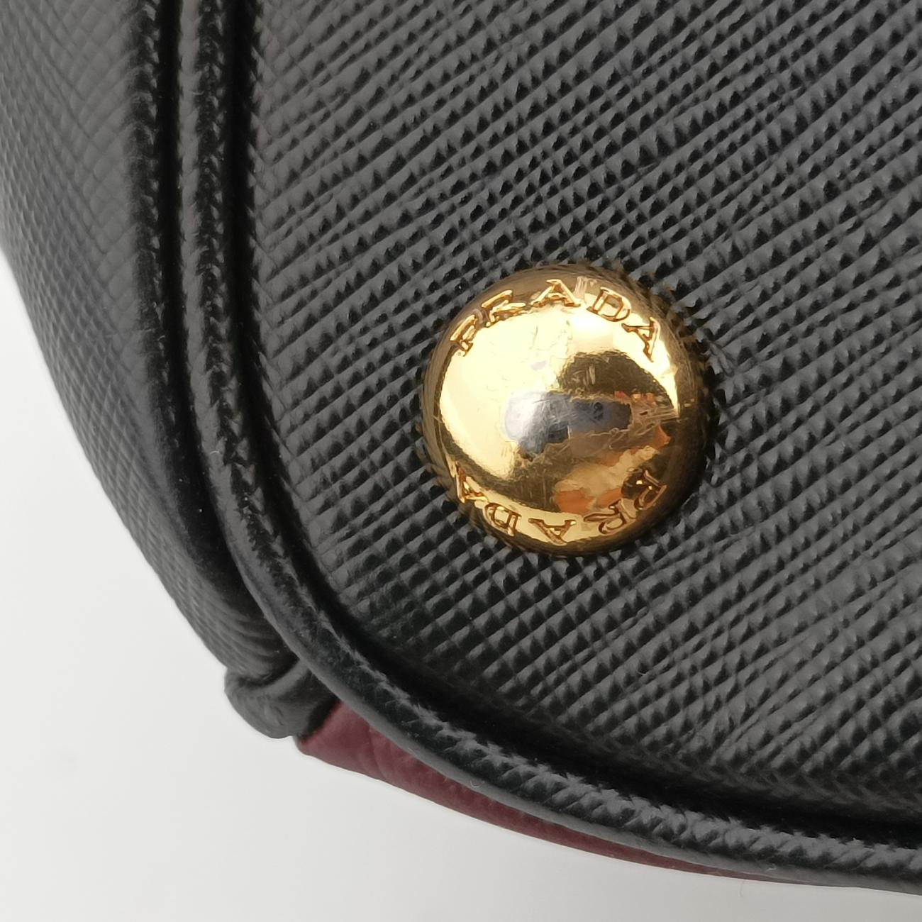 GalleriaBurgundy×BlackSAFFIANO　LeatherBN22747 V 208ガレリアワインレッド×ブラックサフィアーノレザーBN22747 V 208