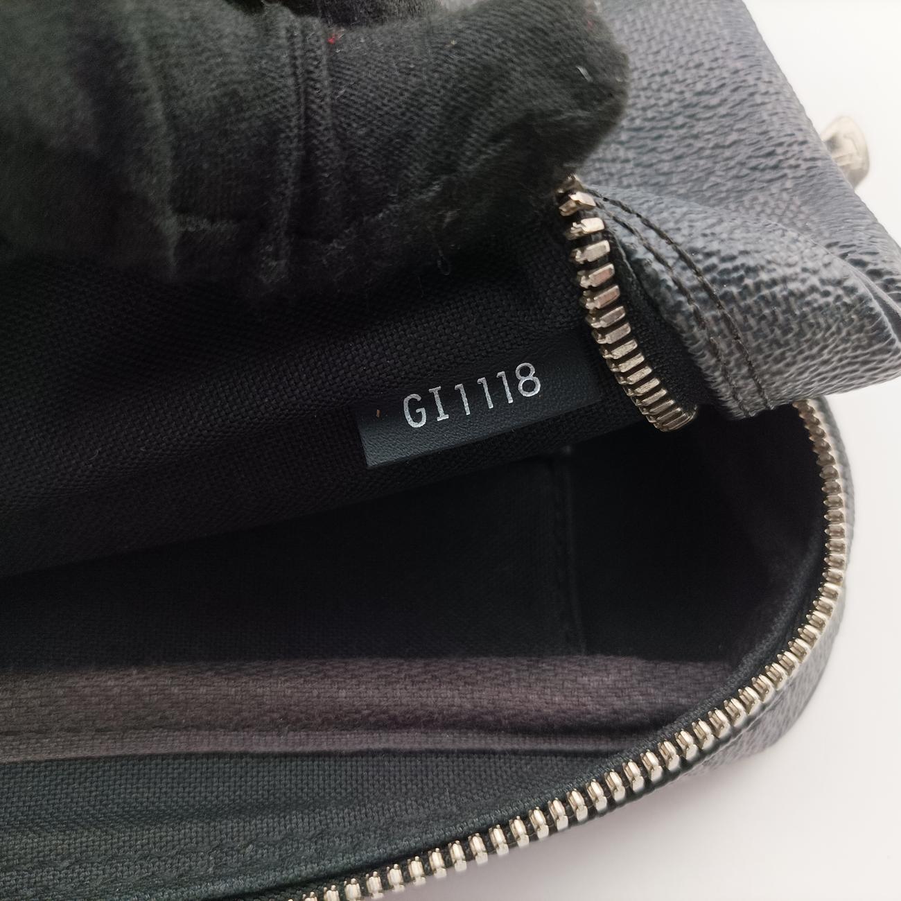 Porte Documents Voyage PMNoirDamier GraphiteN41478GI1118ポルト ドキュマン ヴォワヤージュ PMノワールダミエ グラフィットN41478GI1118