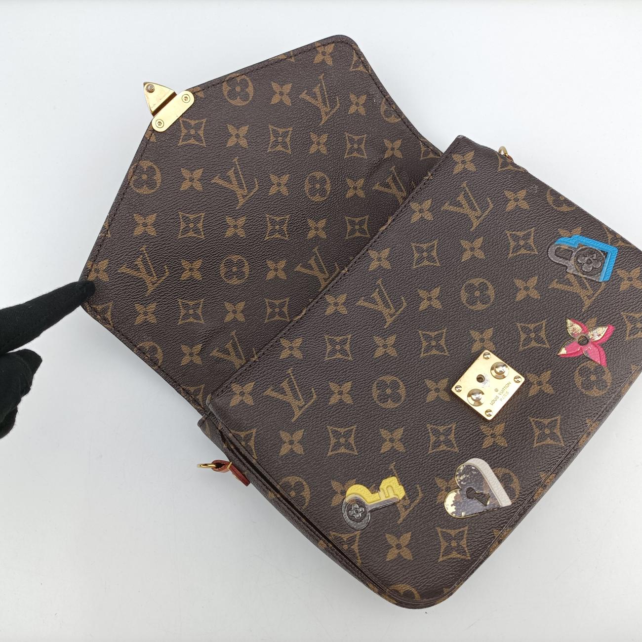 Pochette Metis MMBrown×MulticolorMonogram CanvasM44360DU0179ポシェットメティスMMモノグラム/ブラウン系×マルチカラーモノグラムキャンバスM44360DU0179