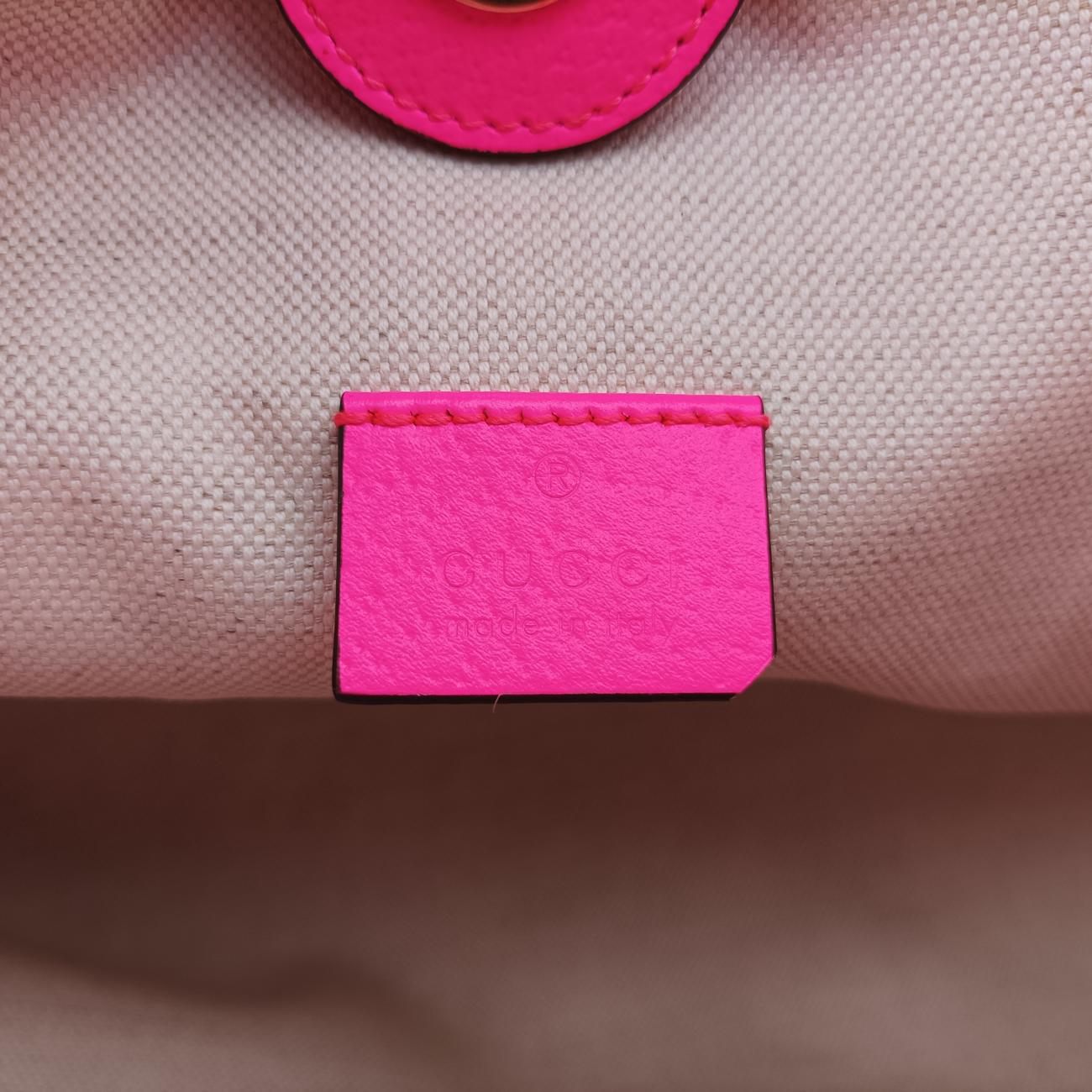 RajahWhite x Pink x MulticolorCanvas537219A028756083ラジャホワイト×ピンク×マルチカラーキャンバス537219A028756083