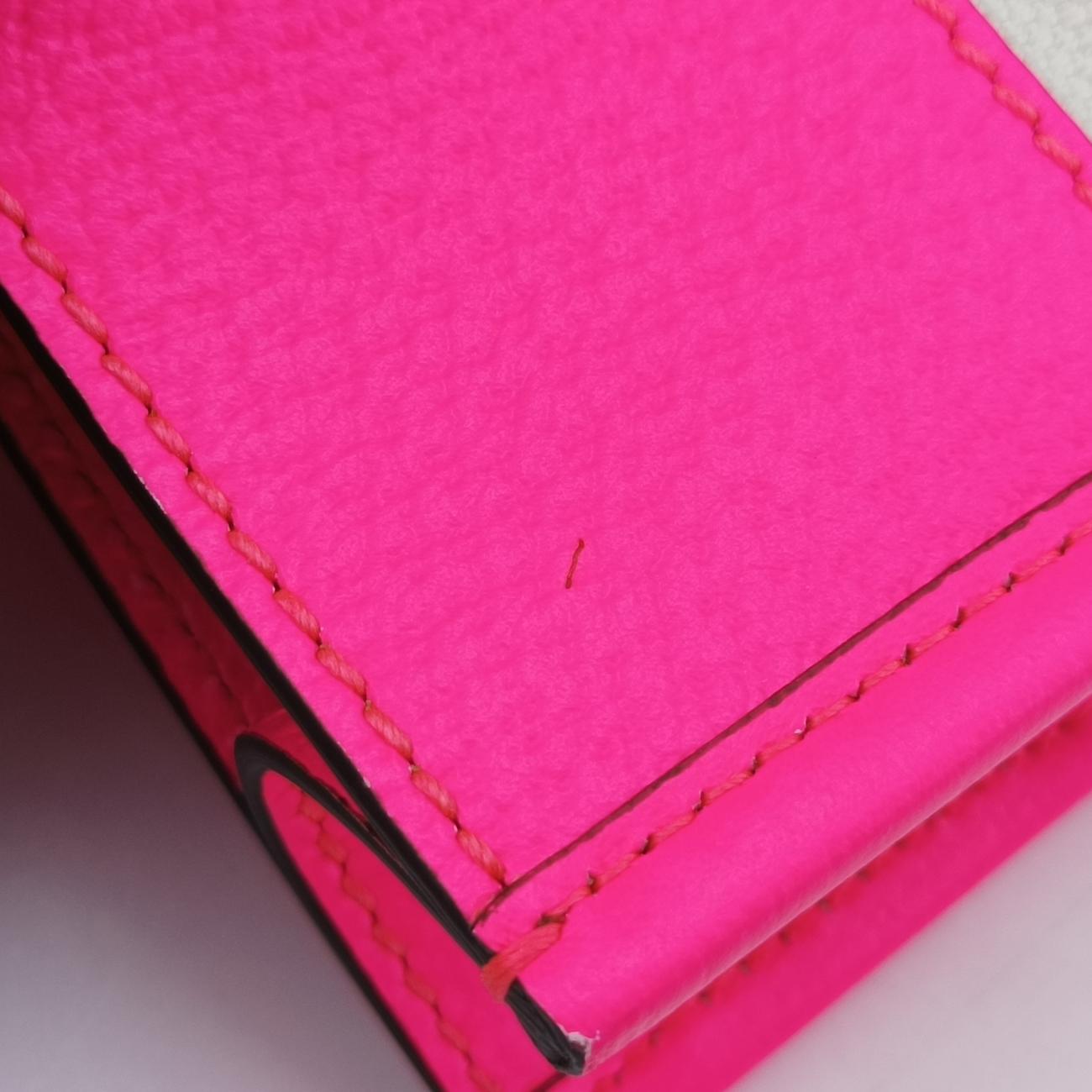 RajahWhite x Pink x MulticolorCanvas537219A028756083ラジャホワイト×ピンク×マルチカラーキャンバス537219A028756083