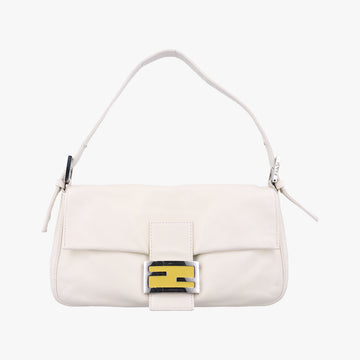 BaguetteWhitelambskin264242579-26424-008マンマバケットホワイトラムスキン264242579-26424-008