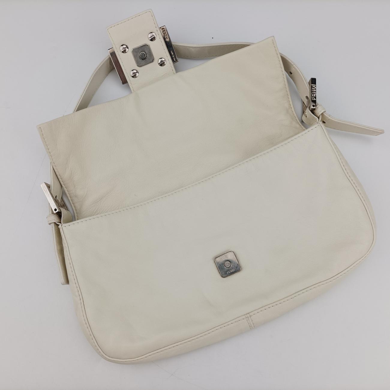 BaguetteWhitelambskin264242579-26424-008マンマバケットホワイトラムスキン264242579-26424-008