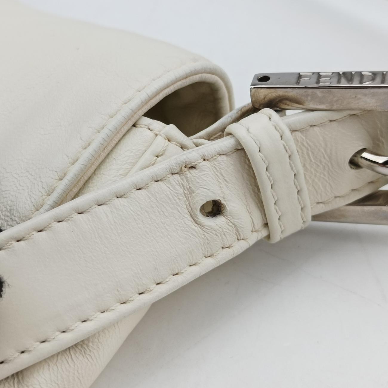 BaguetteWhitelambskin264242579-26424-008マンマバケットホワイトラムスキン264242579-26424-008