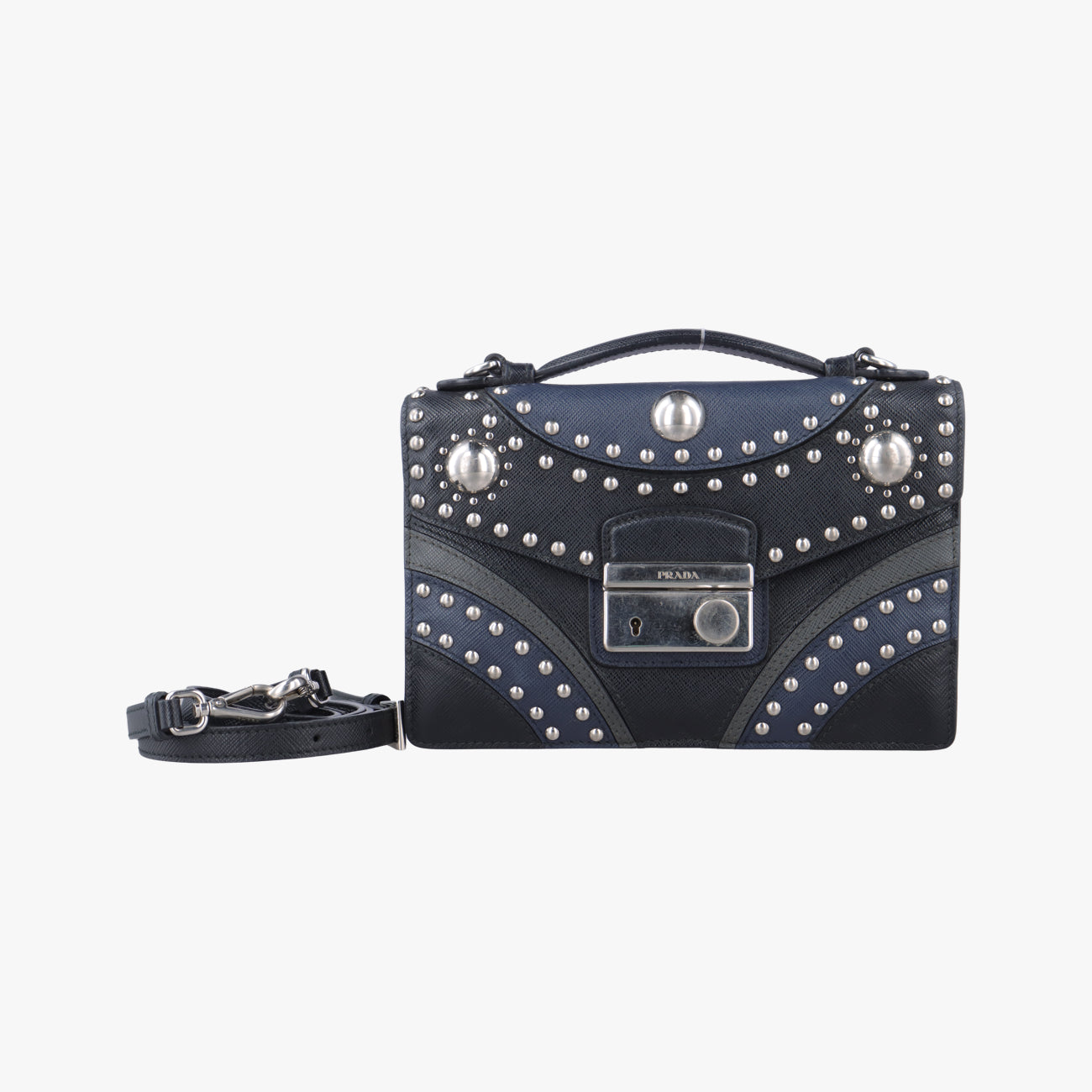 Studded CrossbodyBlack×NavySaffiano LeatherBT0970180スタッズクロスボディブラック×ネイビーサフィアーノレザーBT0970180