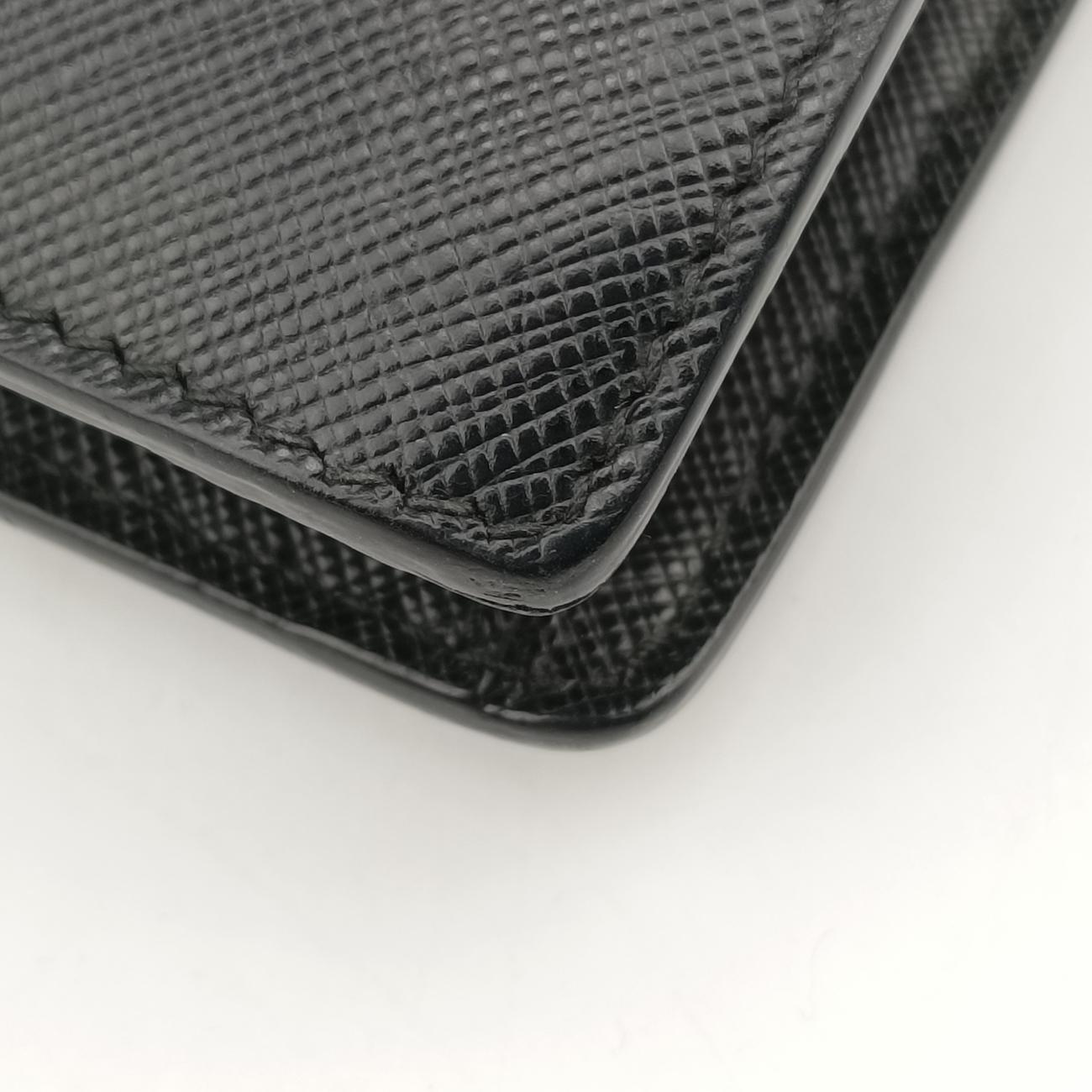 Studded CrossbodyBlack×NavySaffiano LeatherBT0970180スタッズクロスボディブラック×ネイビーサフィアーノレザーBT0970180