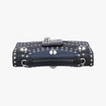 Studded CrossbodyBlack×NavySaffiano LeatherBT0970180スタッズクロスボディブラック×ネイビーサフィアーノレザーBT0970180