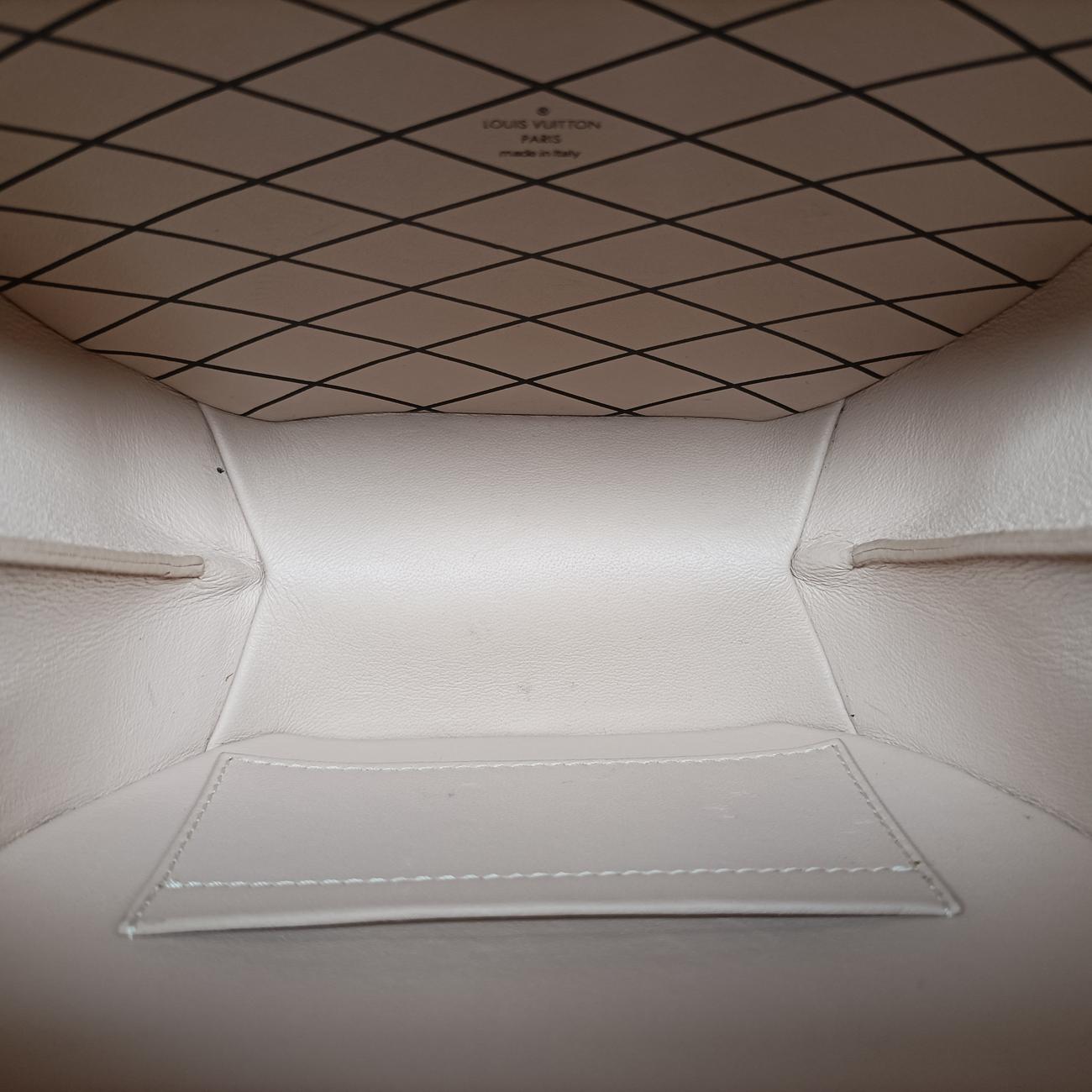 Petite Boite ChapeauBEIGE×BLACKLeatherM53138PL0318 ICチッププティット ボワット シャポーベージュ×ブラックレザーM53138PL0318 ICチップ