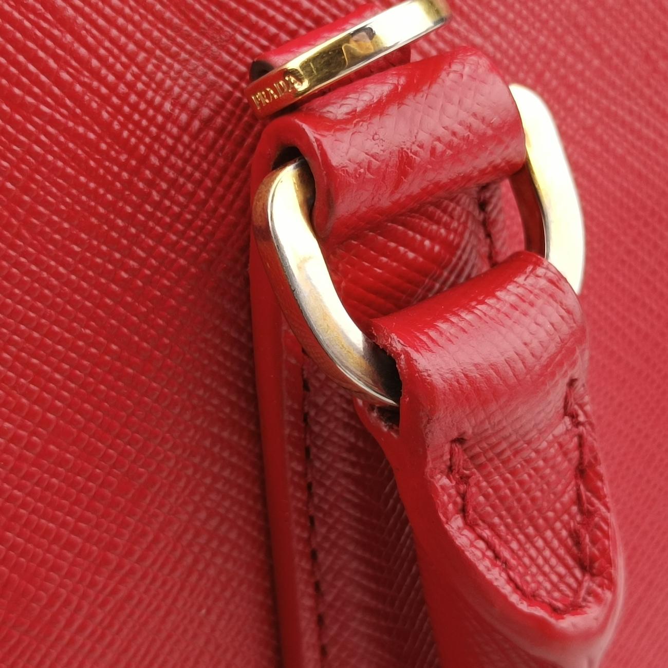 Promenade Red Saffiano Leather BL0837 208 7/Iプロムナード レッド サフィアーノレザー BL0837 208 7/I