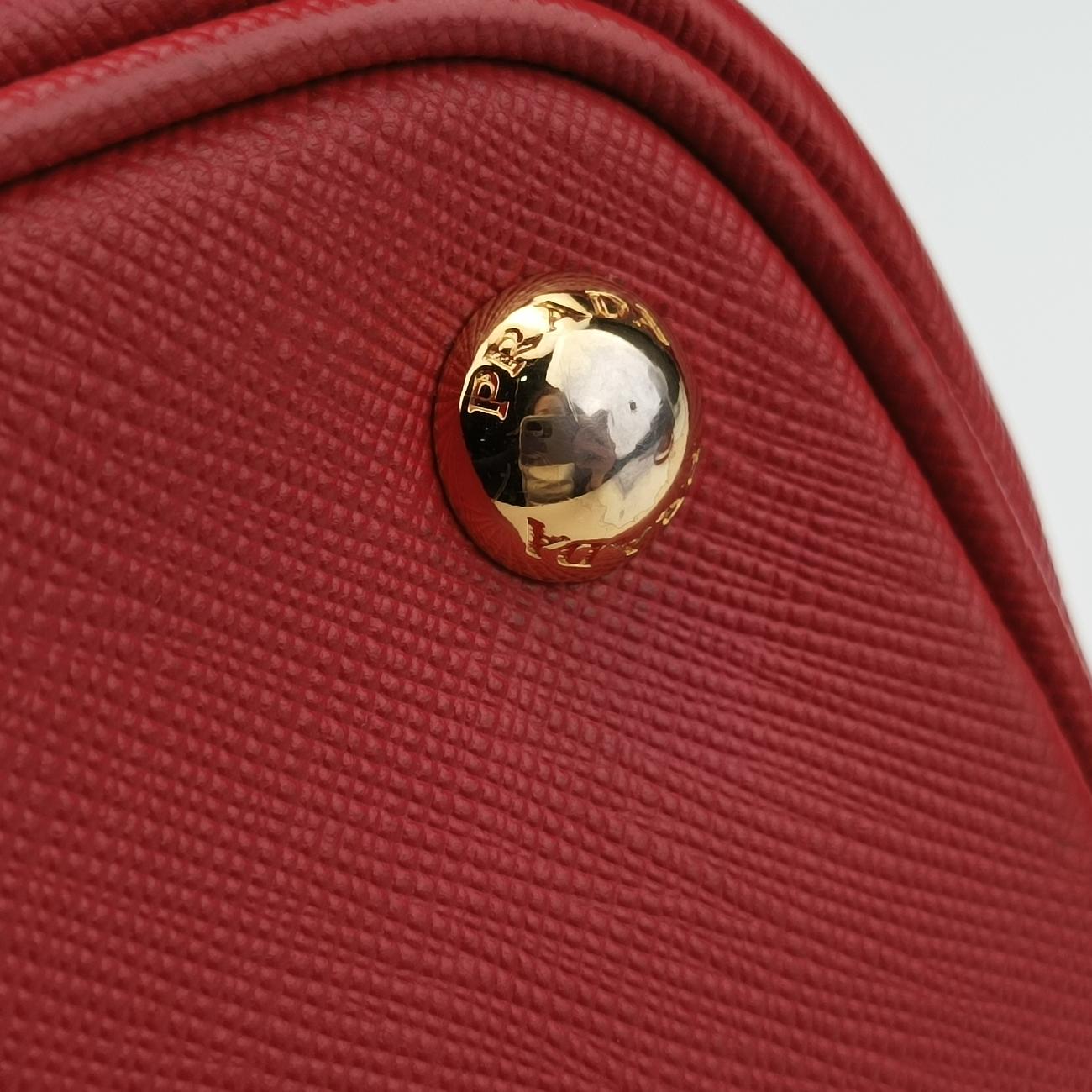 Promenade Red Saffiano Leather BL0837 208 7/Iプロムナード レッド サフィアーノレザー BL0837 208 7/I
