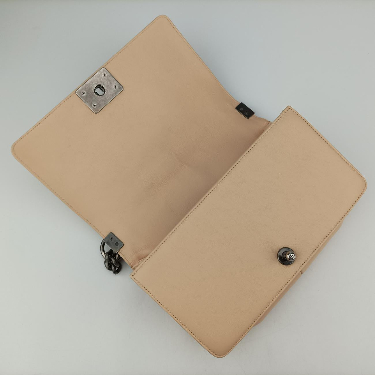 BOY CHANELBeigeLeatherA9210518989190ボーイシャネルベージュレザーA9210518989190