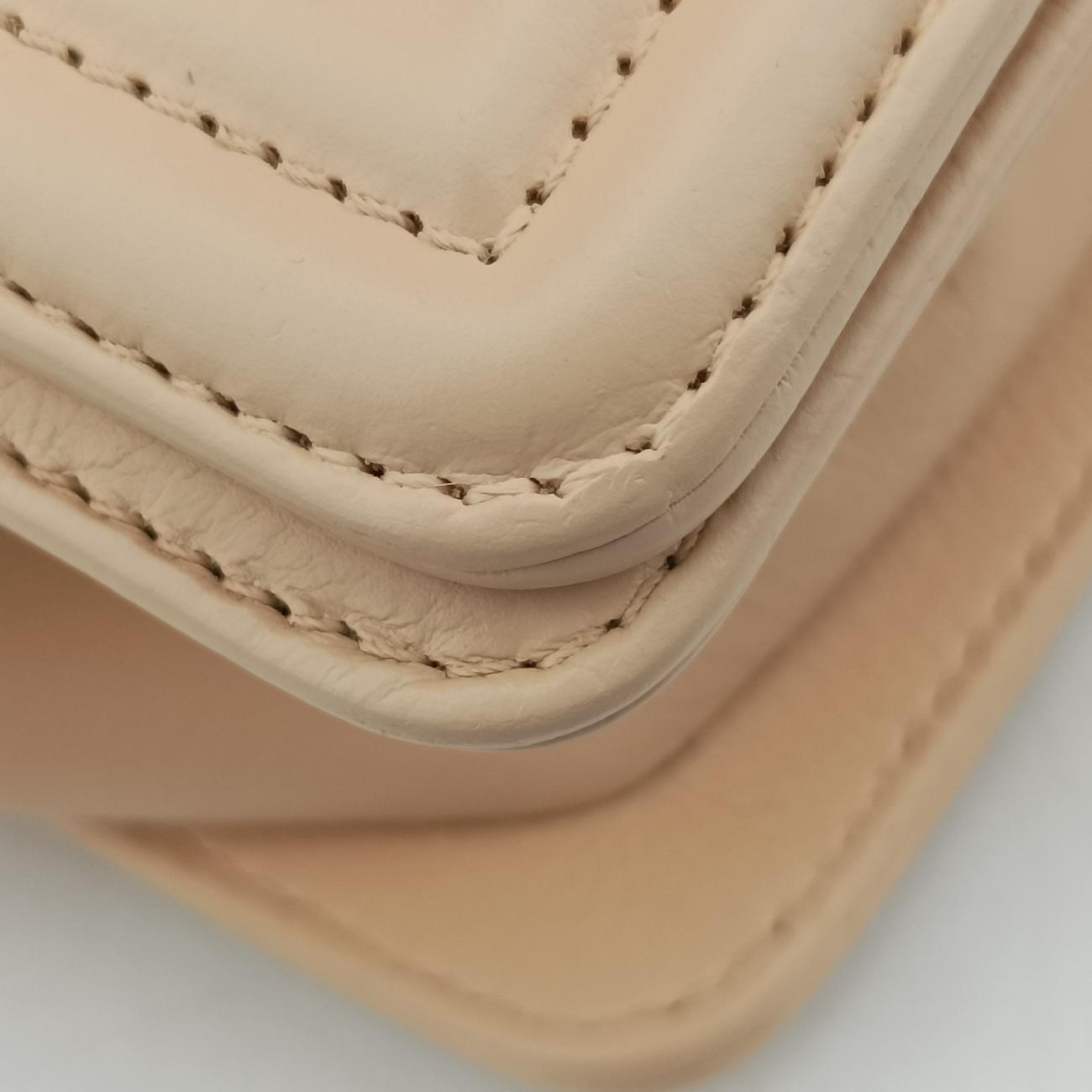 BOY CHANELBeigeLeatherA9210518989190ボーイシャネルベージュレザーA9210518989190