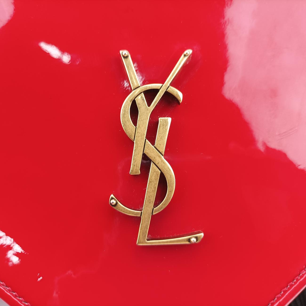 love heartRedPatent540694MOD.540694.03.18ラブ ハート型ボックスレッドパテント540694MOD.540694.03.18