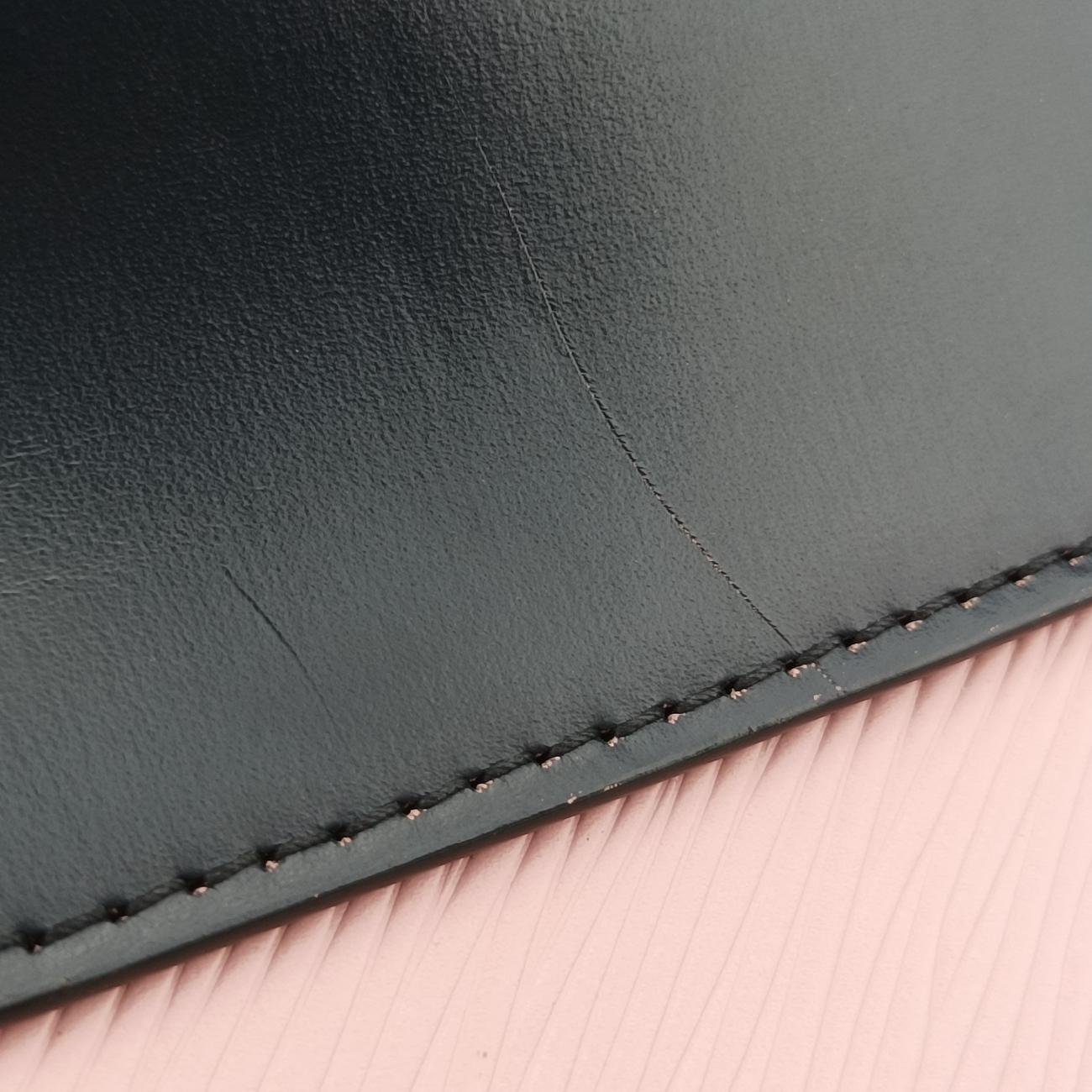 Portefeuille TwistRose Ballerine x MulticolorEpiM67799FL0199ポルトフォイユ ツイストローズバレリーヌ×マルチカラーエピM67799FL0199