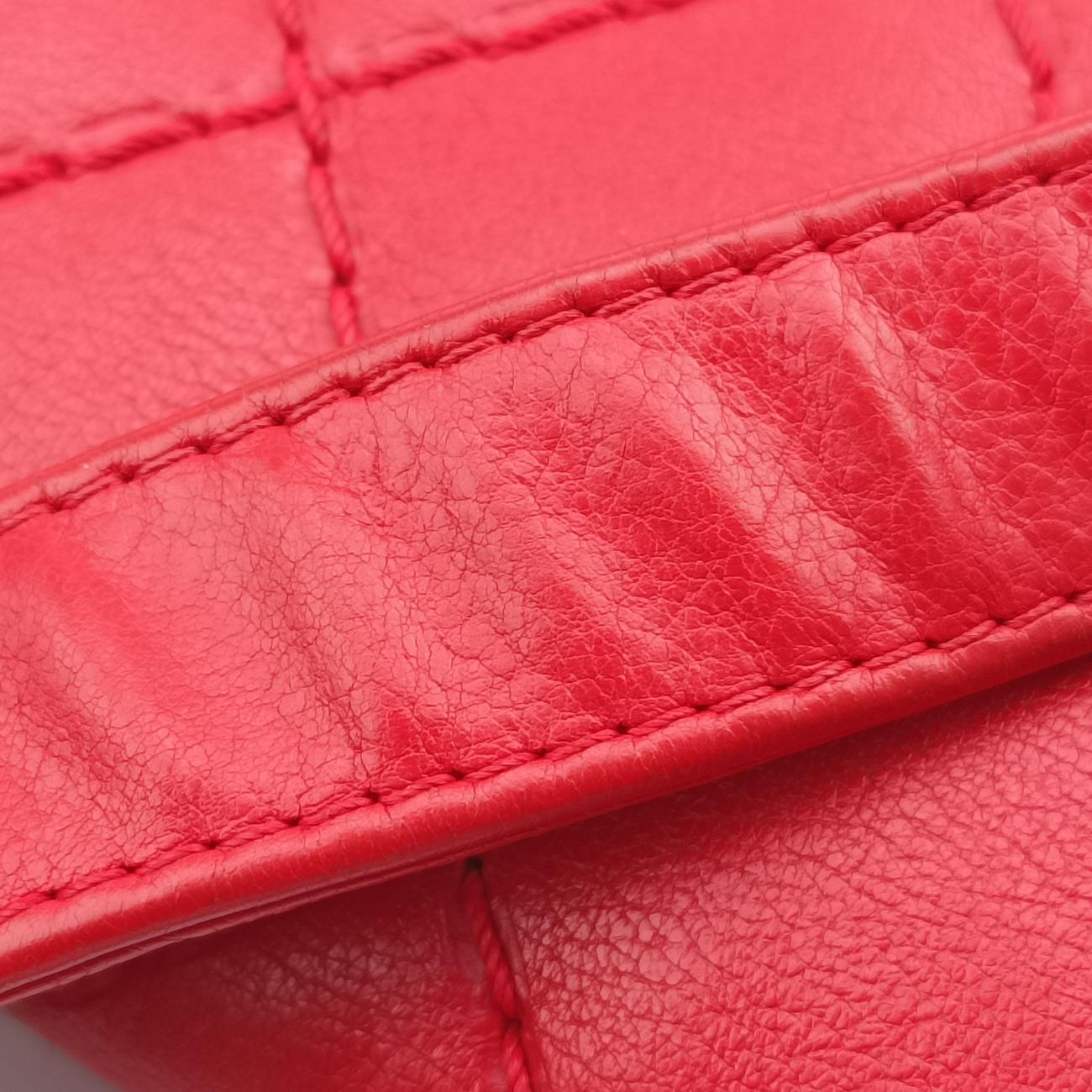 BOY CHANEL Red Leather A92105 18883093ボーイシャネル レッド レザー A92105 18883093