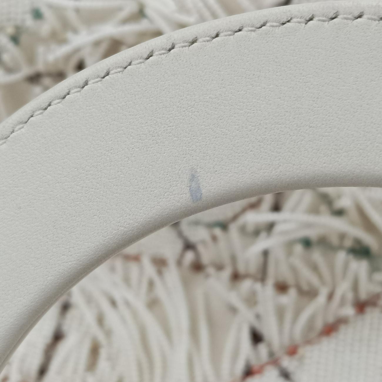 Lady Dior White Leather 02-MA-0197レディディオール ホワイト レザー 02-MA-0197