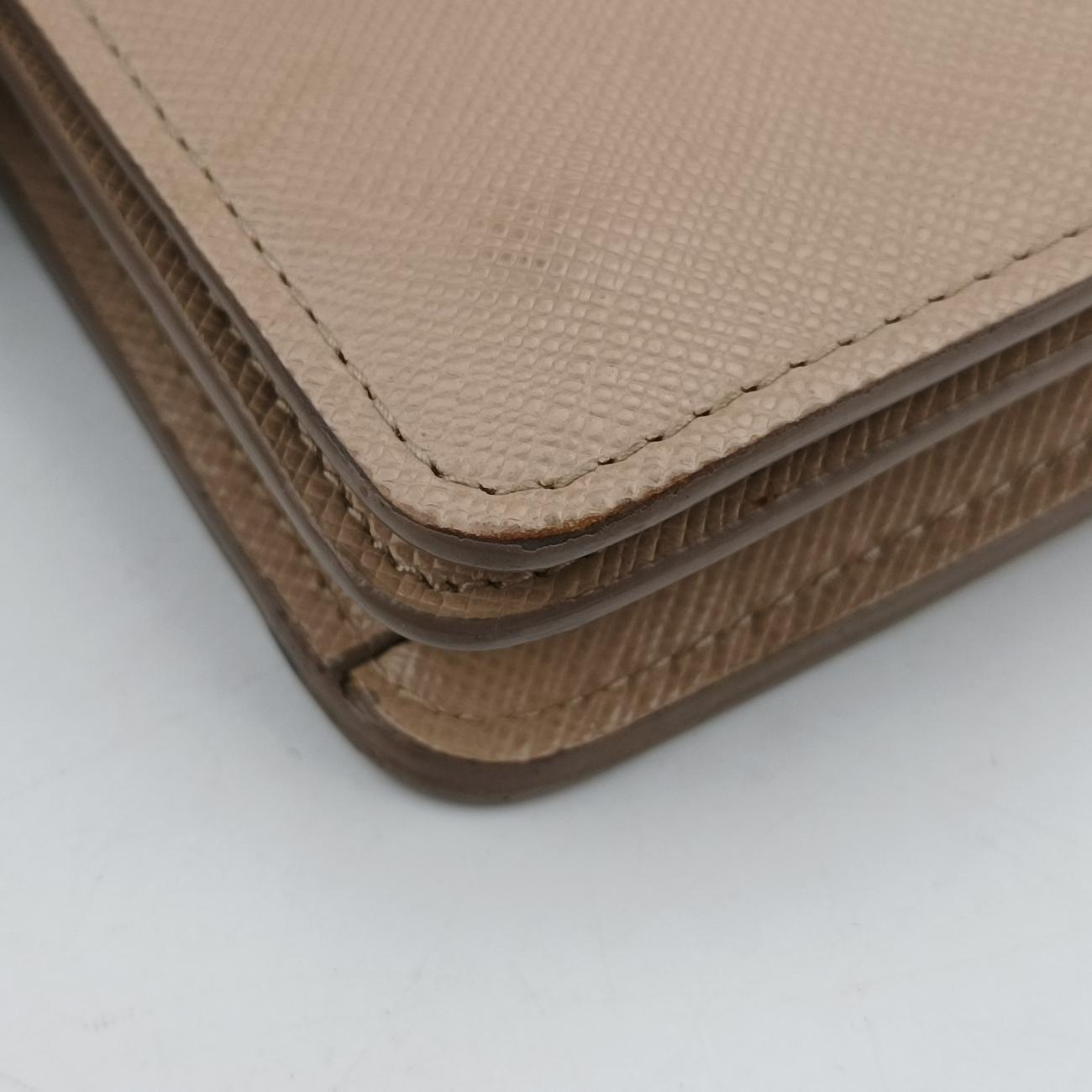 Vitello DianoBeigeSaffiano Leather1DH04485ヴィテッロディアノベージュサフィアーノレザー1DH04485