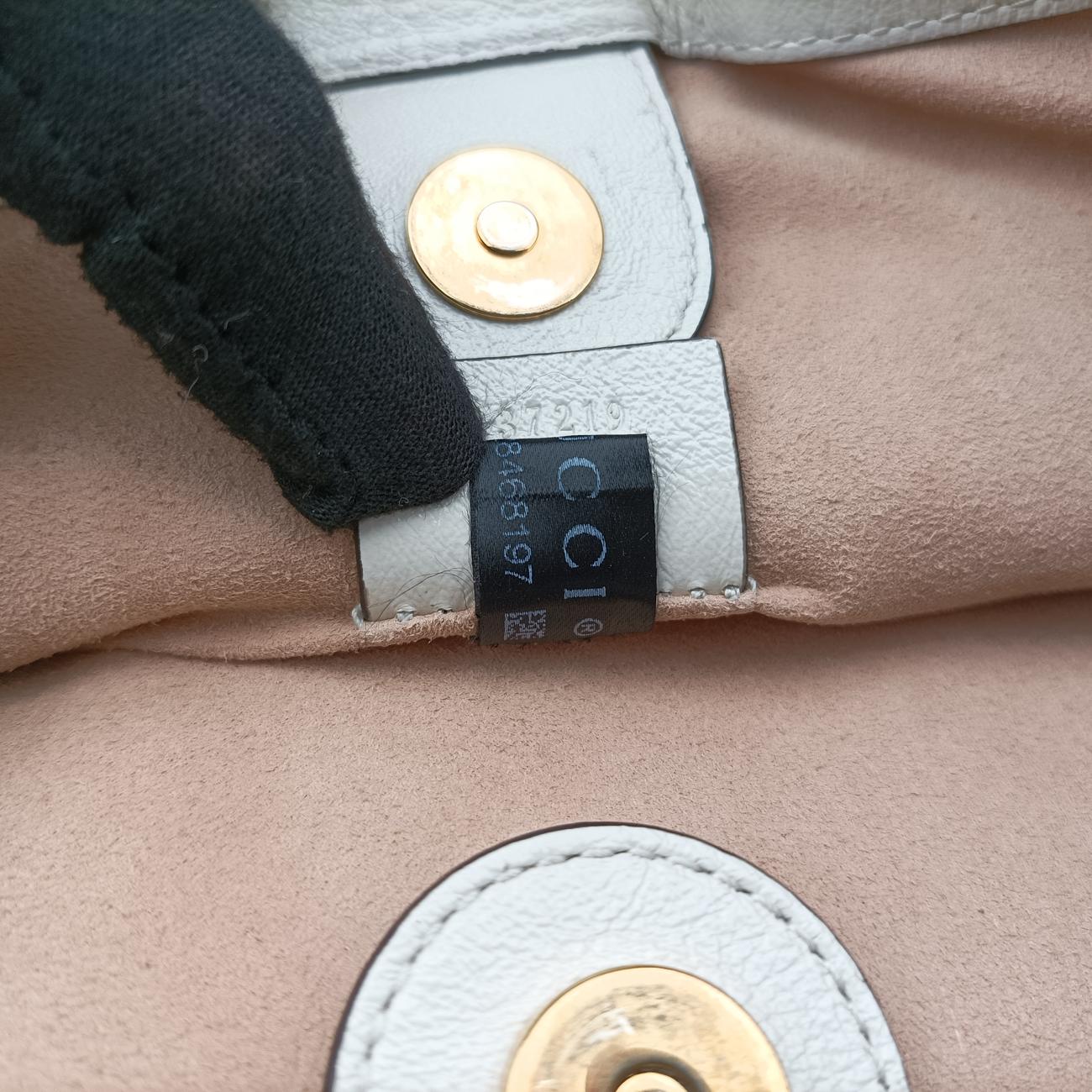 RajahWhiteLeather537219D028468197ラジャホワイトレザー537219D028468197