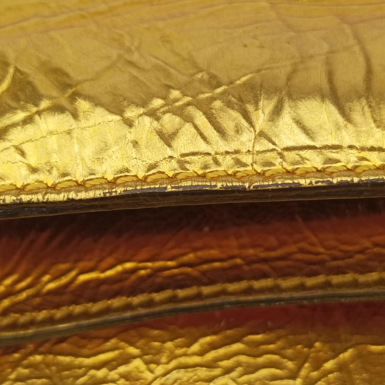 La MedusaGoldenLeatherラ メデューサゴールドレザー